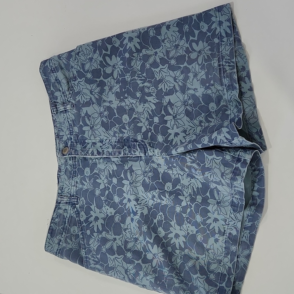 Fade Glory Women's Shorts Size 16